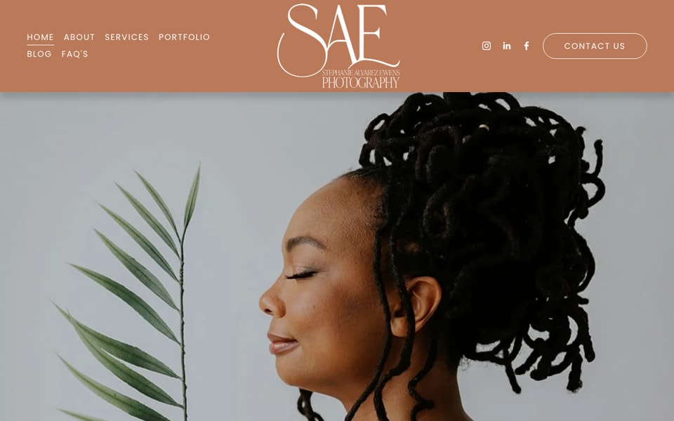 Stephanie Alvarez Ewens Photography studio preview