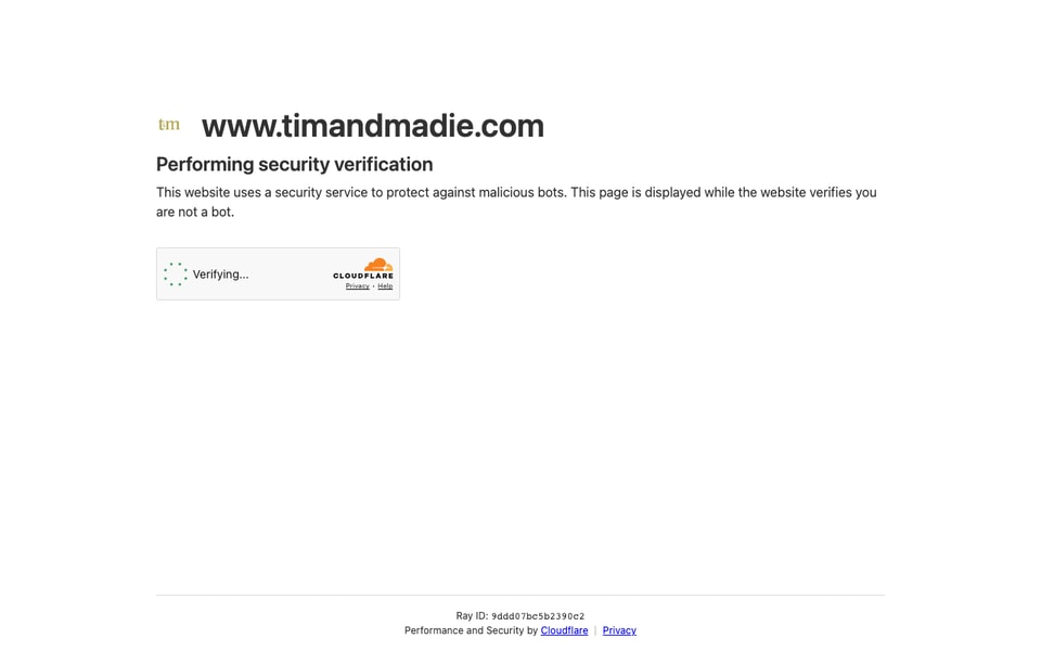 Tim and Madie Photography studio preview